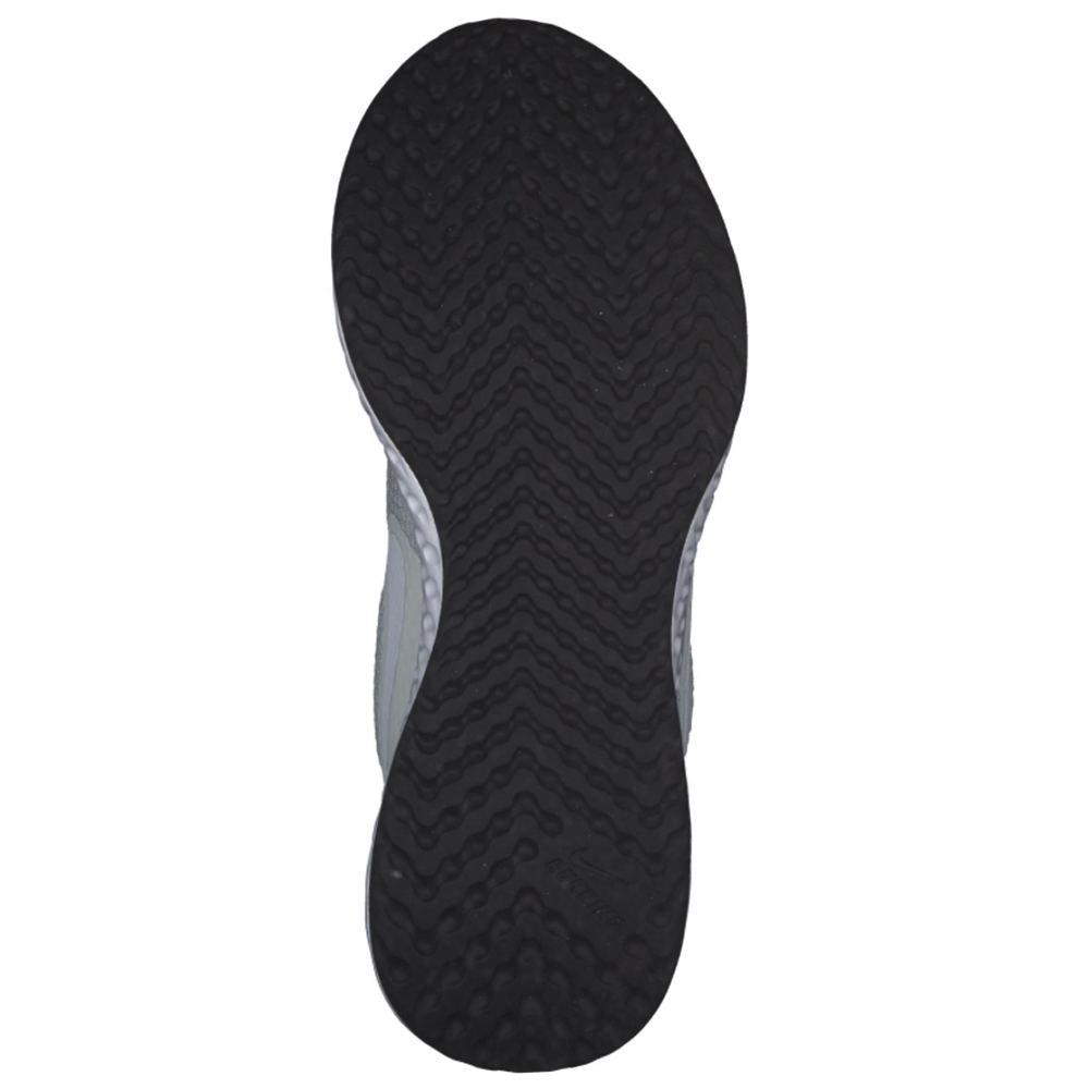 adidas nike revolution 5